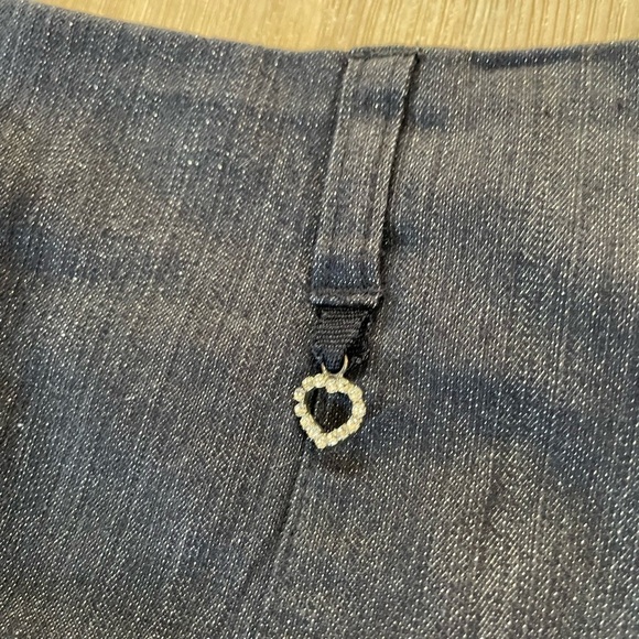 🆕New🆕 Cute Pencil Skirt “Denim-like” Size 4 - Picture 4 of 9